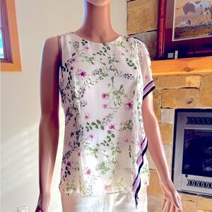 Ann Taylor Factory sleeveless top in floral w mock scarf detail
